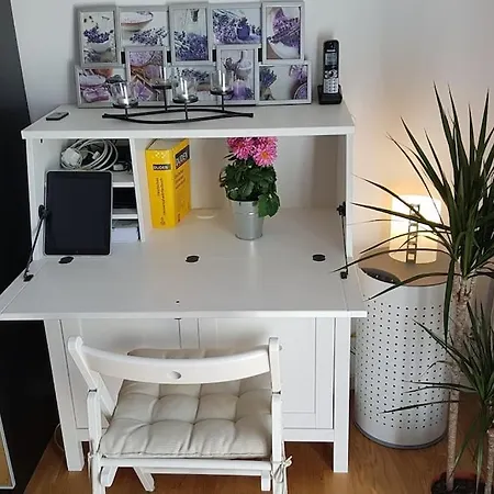 Apartment 3-zimmer-wohnung In Maerchenstadt!