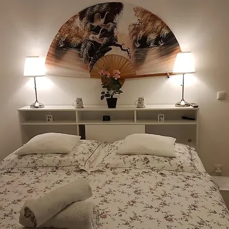 3-zimmer-wohnung In Maerchenstadt! *
