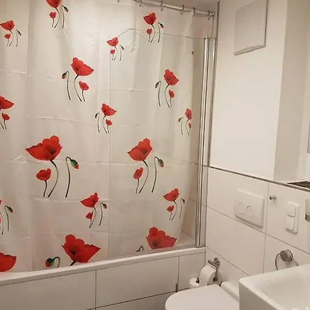 3-zimmer-wohnung In Maerchenstadt! Apartment *