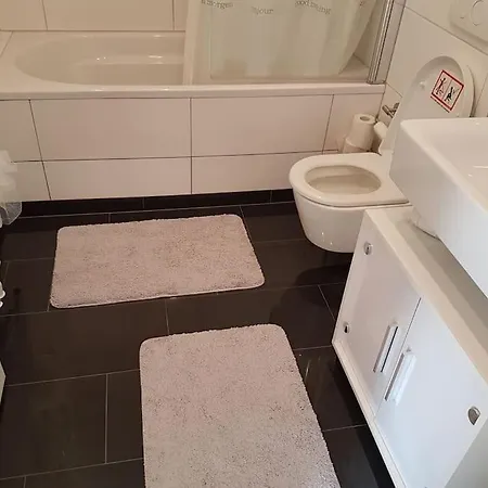 Apartment 3-zimmer-wohnung In Maerchenstadt! Heidelberg